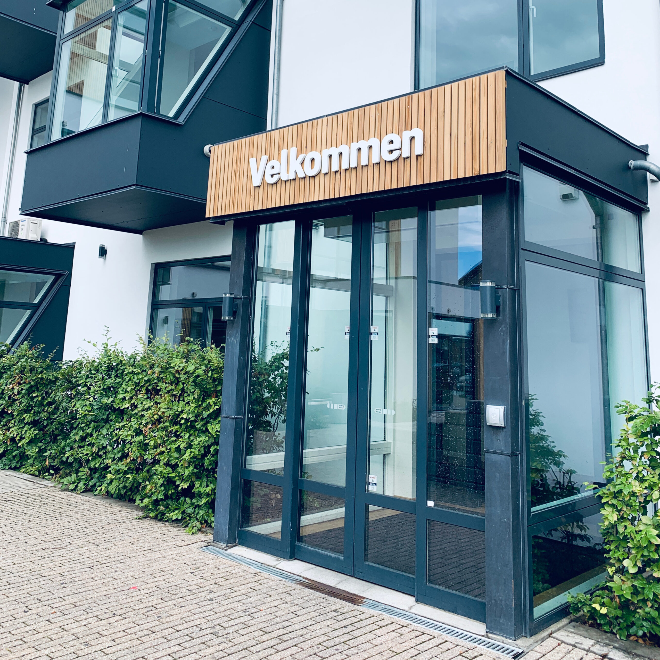 Klar Logo - navn - identitet4