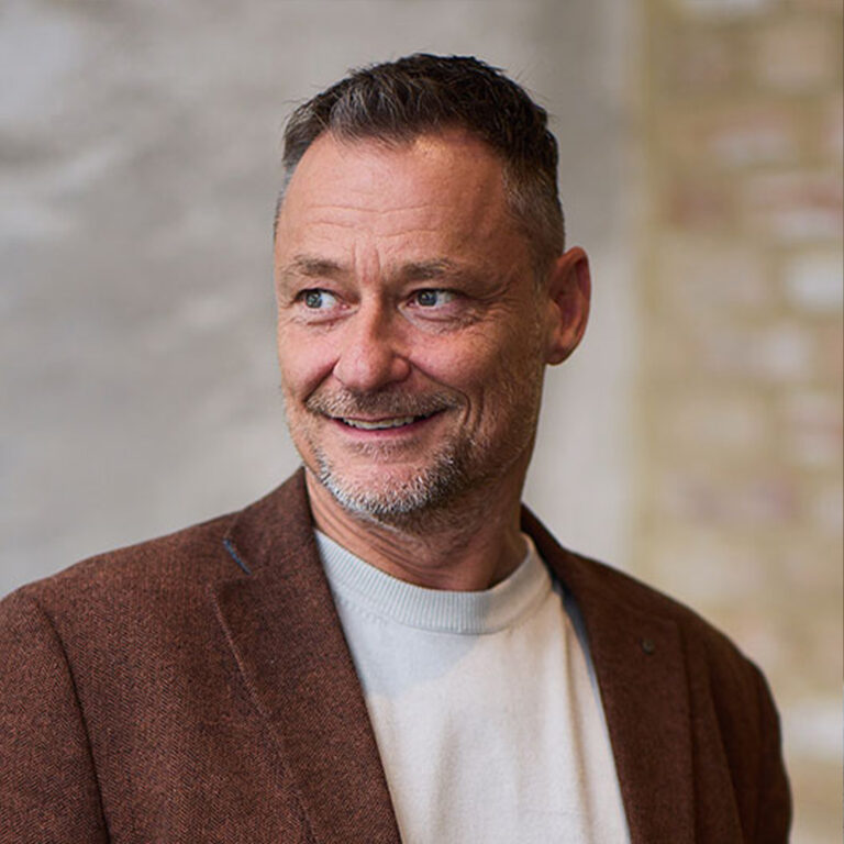 Esben-hecht-bjoern-1200x1200